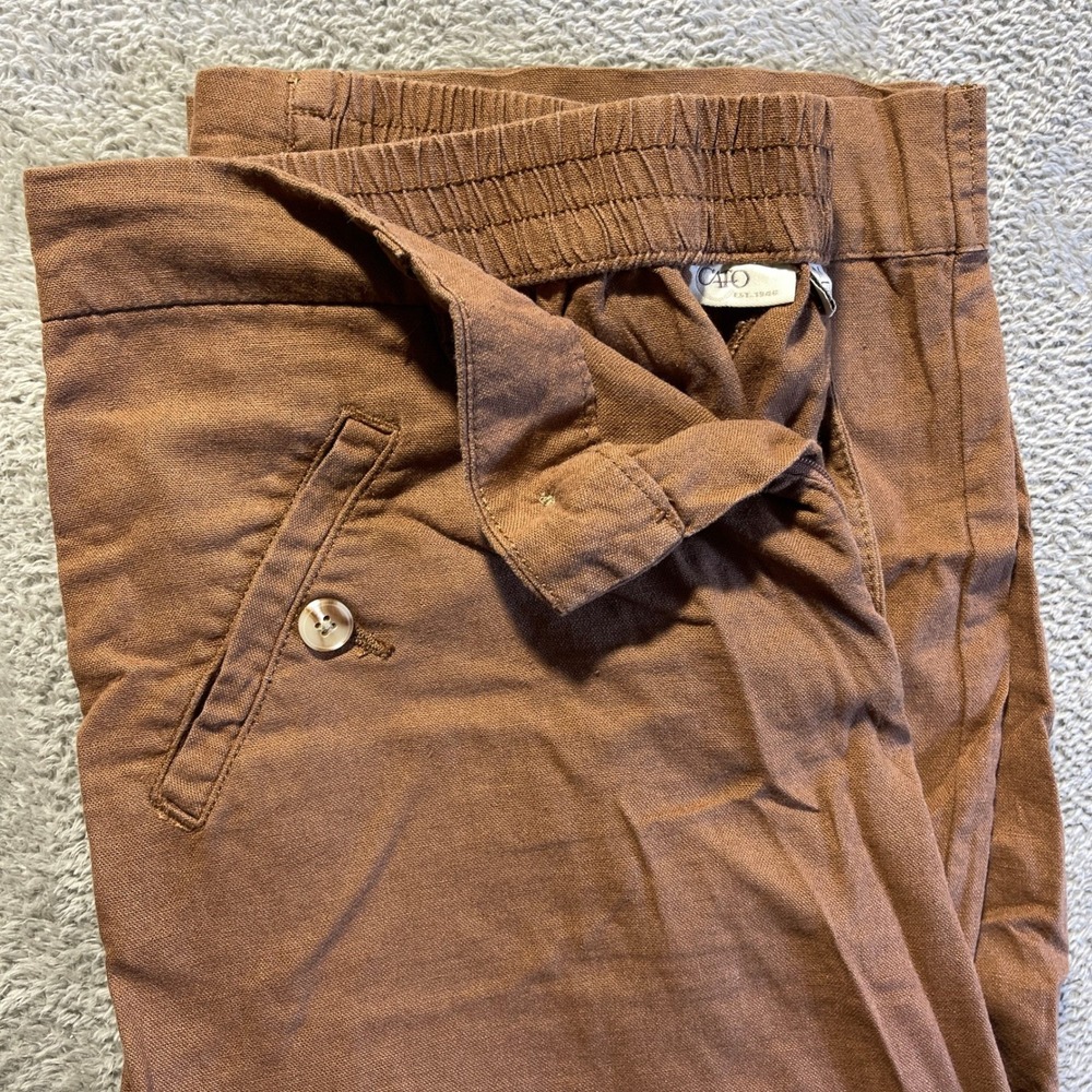 Cato Women's Brown Linen‎ Blend Cargo Capri Pants Medium Elastic Cargo Pockets